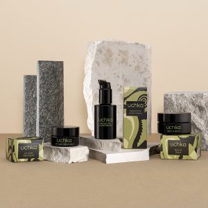 ESSENTIAL CARE PAKET – Rescue Balm, 30 ml + Protective Hand Cream, 30 ml + Lip Care Treatment, 15 ml
